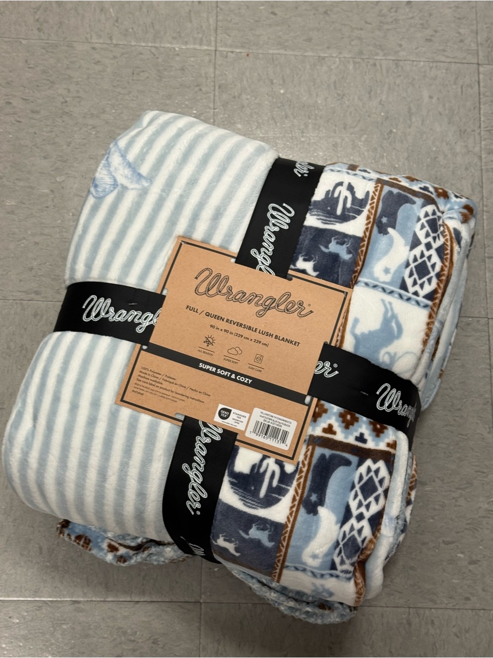 Wrangler Reversible Plush Blanket - Blue, White & Brown